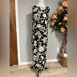 Elegant Black and Cream  Sheath Dress